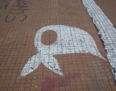 Madres_de_Plaza_de_Mayo_street-art.jpg