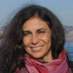 Dr María Teresa Sierra